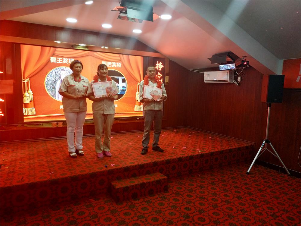 1536113586229471.jpg 1536113586229471.jpg